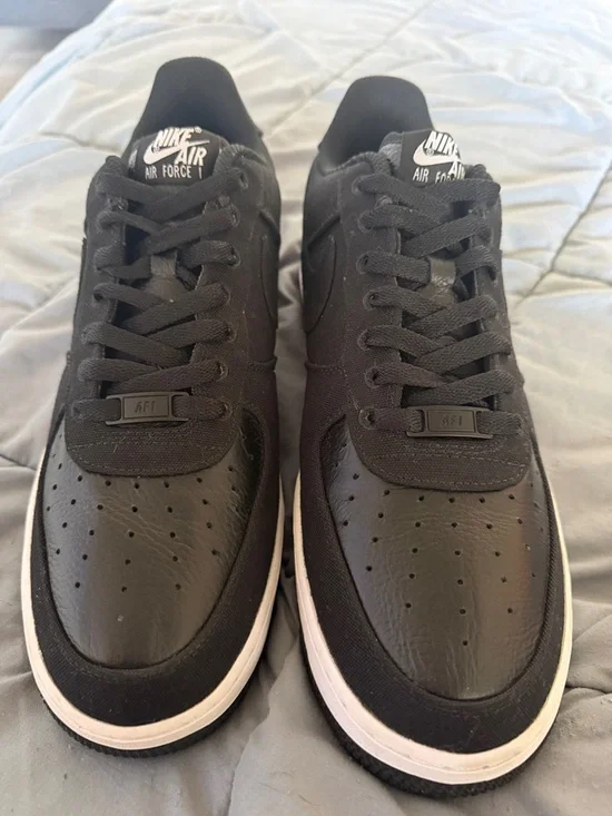 Nike Air Force 1 Black Low-Top Canvas Sneakers with White Sole - Picture 2 of 12